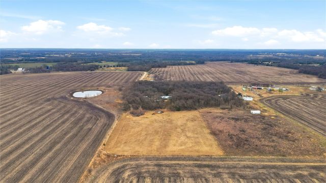 2421 Edwards Road, Van Alstyne, TX 75495