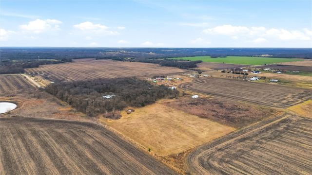 2421 Edwards Road, Van Alstyne, TX 75495