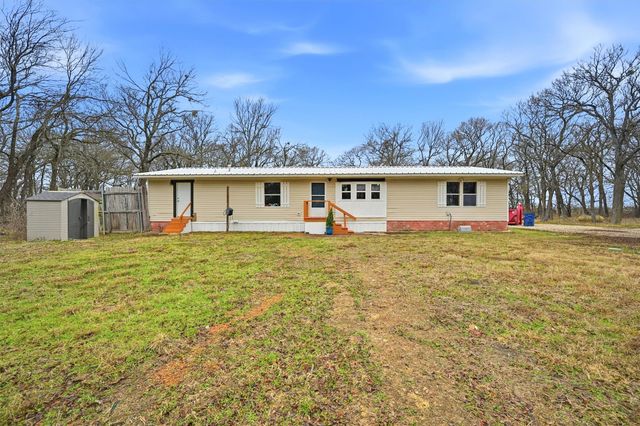 2421 Edwards Road, Van Alstyne, TX 75495