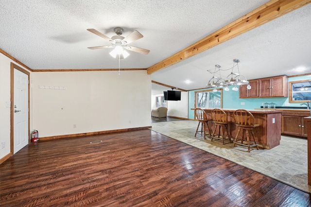 2421 Edwards Road, Van Alstyne, TX 75495