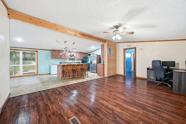 2421 Edwards Road, Van Alstyne, TX 75495