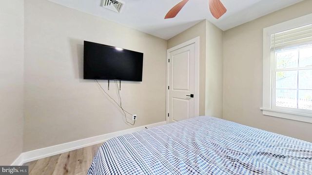 609 PENNSYLVANIA AVE, Somers Point, NJ 08244