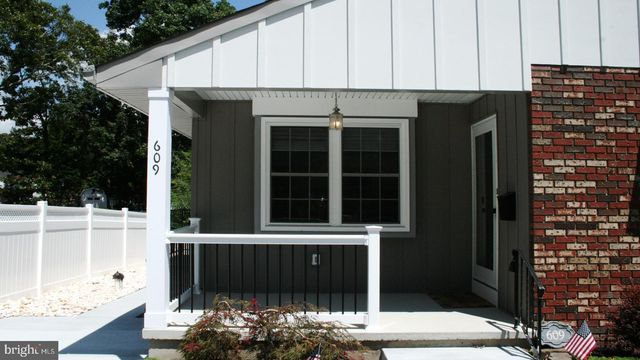 609 PENNSYLVANIA AVE, Somers Point, NJ 08244
