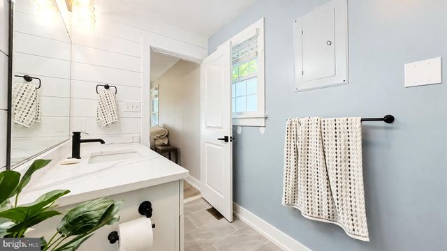 609 PENNSYLVANIA AVE, Somers Point, NJ 08244