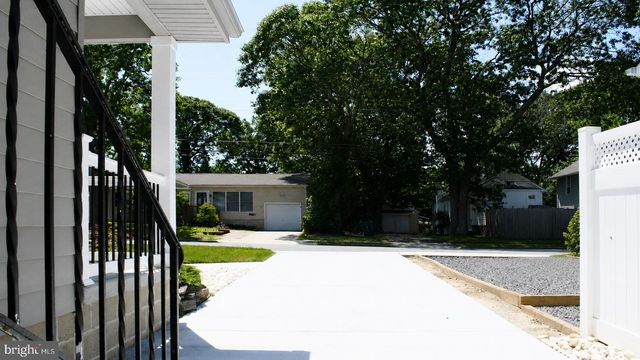 609 PENNSYLVANIA AVE, Somers Point, NJ 08244