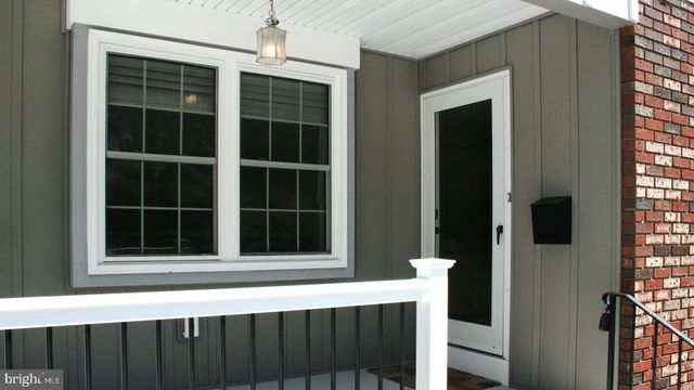 609 PENNSYLVANIA AVE, Somers Point, NJ 08244