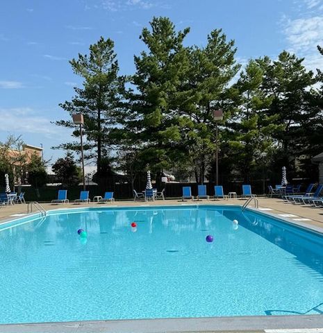 4063 Parkcove Drive, 21A, Columbus, OH 43230