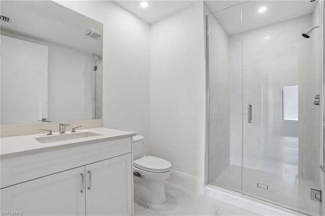 1130 3rd AVE S 109, Naples, FL 34102