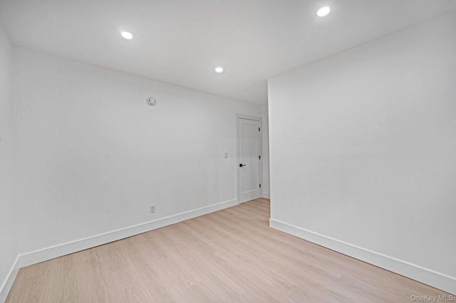 2386 New York Avenue 1, Huntington, NY 11746