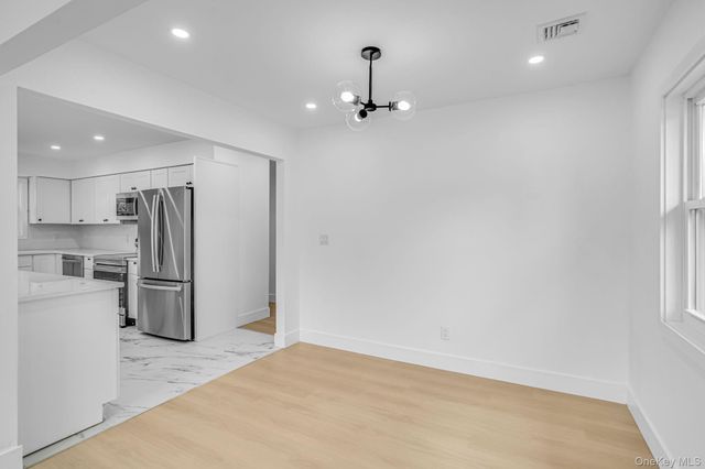 2386 New York Avenue 1, Huntington, NY 11746
