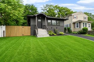 2386 New York Avenue 1, Huntington, NY 11746