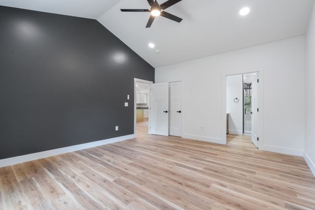 1299 Freeman Loop, Cumberland Furnace, TN 37051