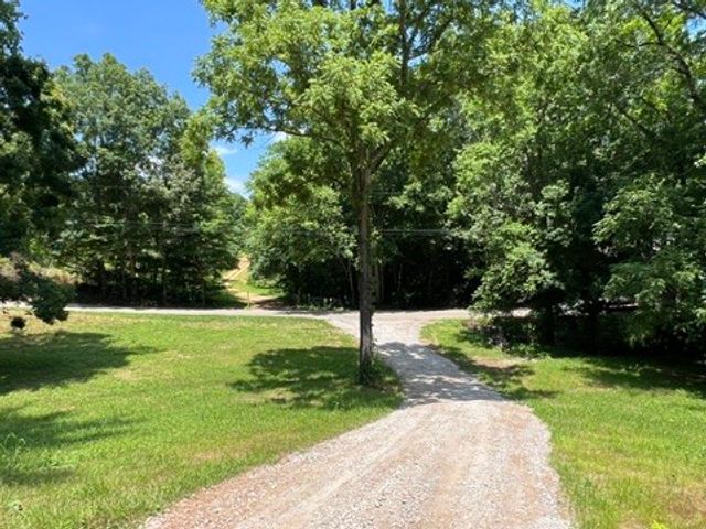 1299 Freeman Loop, Cumberland Furnace, TN 37051