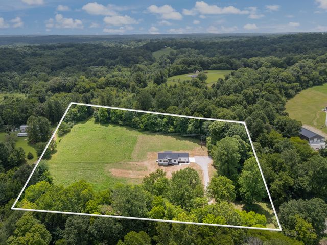1299 Freeman Loop, Cumberland Furnace, TN 37051