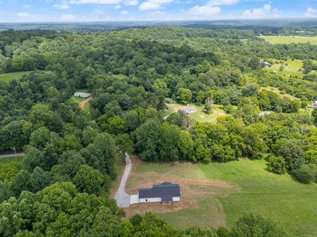 1299 Freeman Loop, Cumberland Furnace, TN 37051
