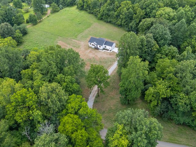 1299 Freeman Loop, Cumberland Furnace, TN 37051