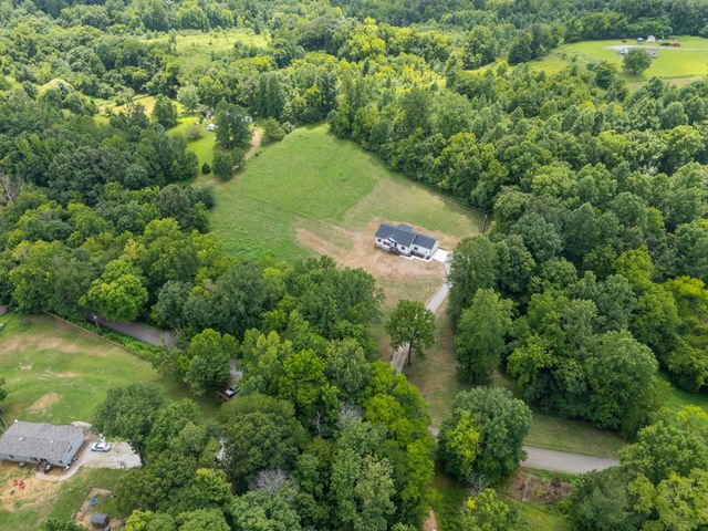 1299 Freeman Loop, Cumberland Furnace, TN 37051