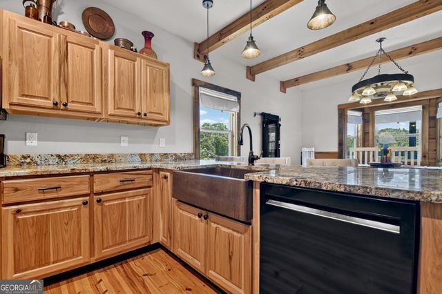 777 Hamby Road, Blue Ridge, GA 30513