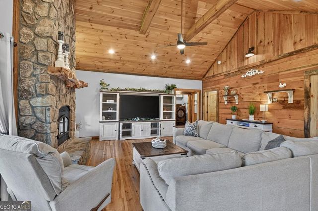 777 Hamby Road, Blue Ridge, GA 30513