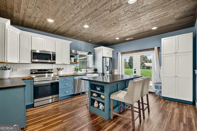 777 Hamby Road, Blue Ridge, GA 30513