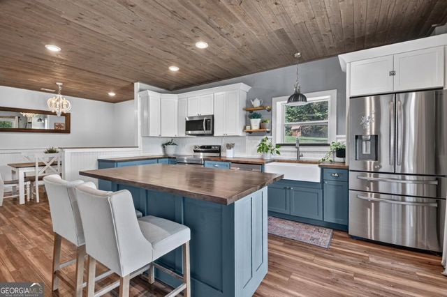 777 Hamby Road, Blue Ridge, GA 30513