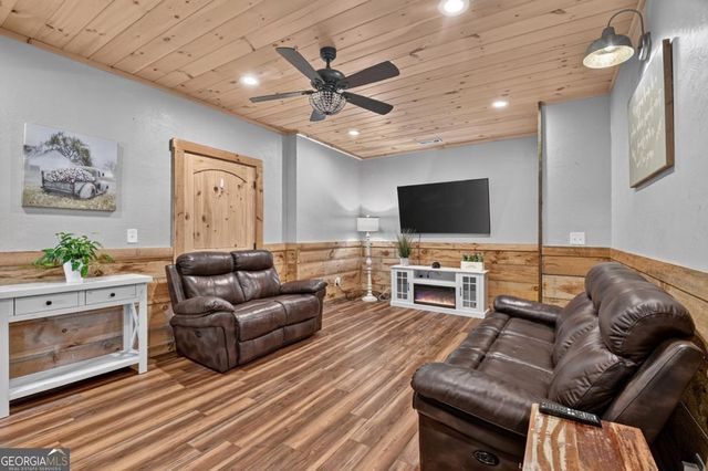 777 Hamby Road, Blue Ridge, GA 30513