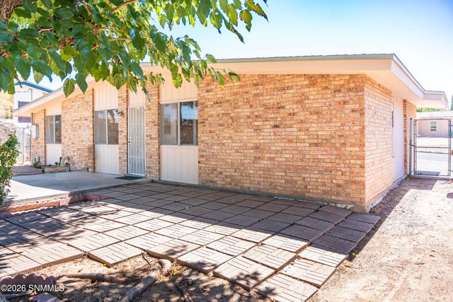 1965 Stanton Avenue, Las Cruces, NM 88001