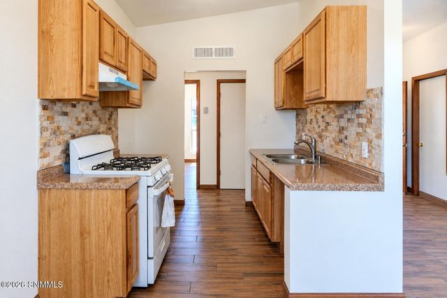 1965 Stanton Avenue, Las Cruces, NM 88001