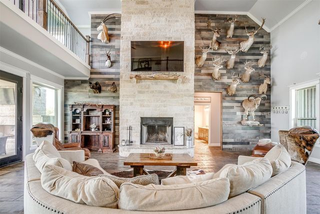 1460 Ross Lane, Springtown, TX 76082