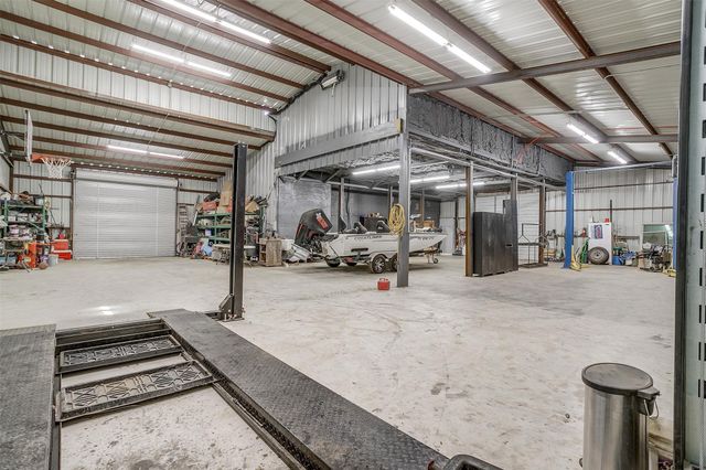 1460 Ross Lane, Springtown, TX 76082