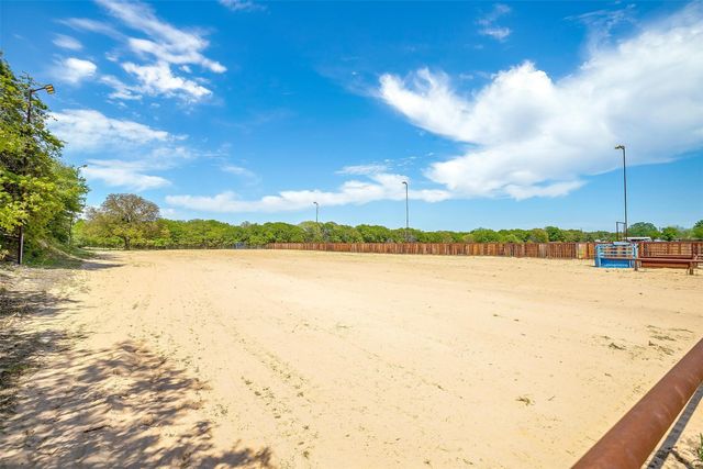 1460 Ross Lane, Springtown, TX 76082