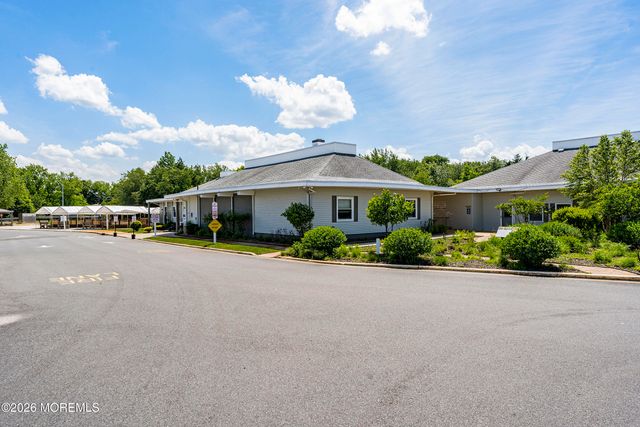 45 Scarborough Place, Toms River, NJ 08757