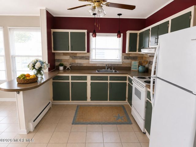 45 Scarborough Place, Toms River, NJ 08757