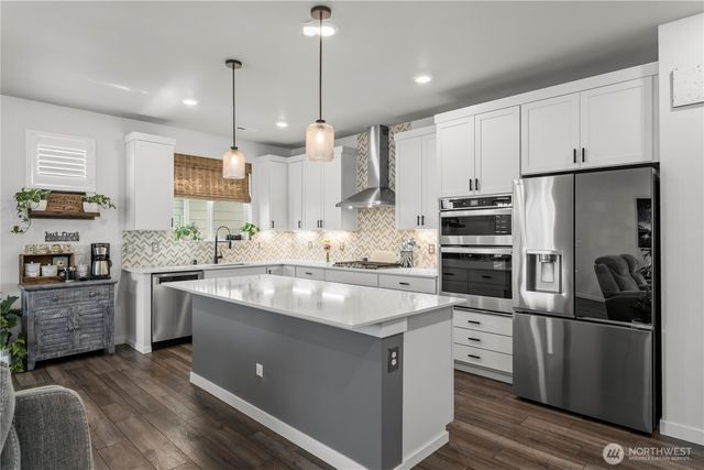 810 Burwood Street SE, Lacey, WA 98503