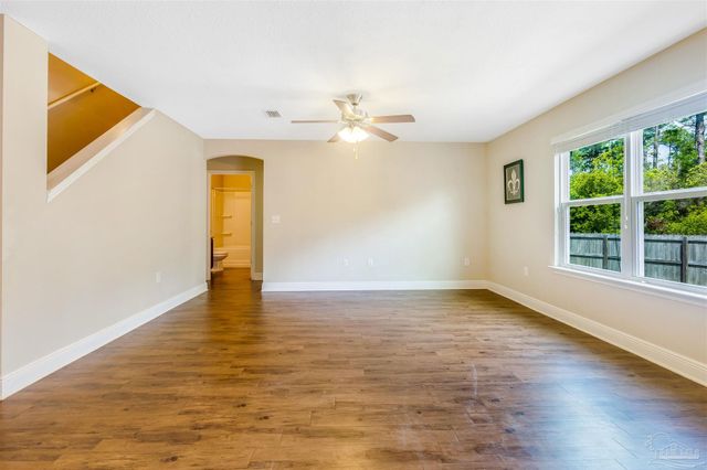 8626 Bucklebury Dr, Pensacola, FL 32507