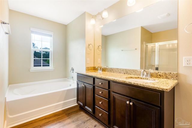 8626 Bucklebury Dr, Pensacola, FL 32507