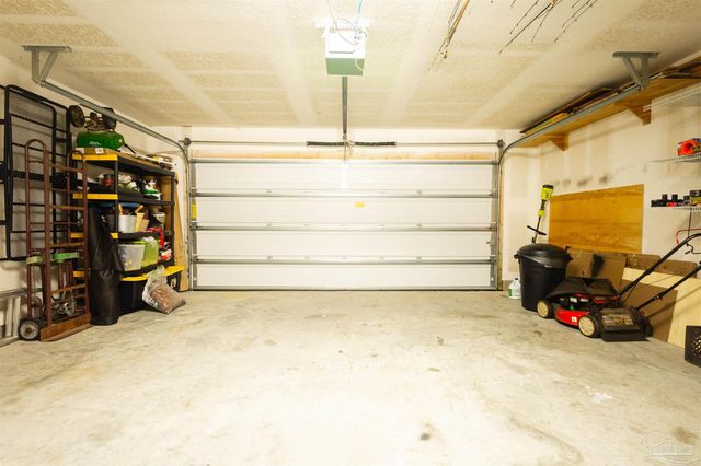 8626 Bucklebury Dr, Pensacola, FL 32507