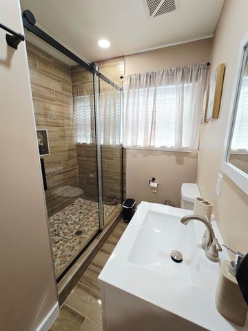 709 Befaye Road, Houston, TX 77076