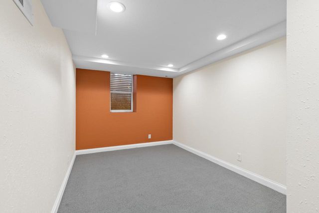 211 Madero DRIVE, Thiensville, WI 53092