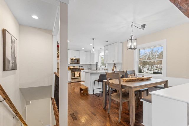 211 Madero DRIVE, Thiensville, WI 53092