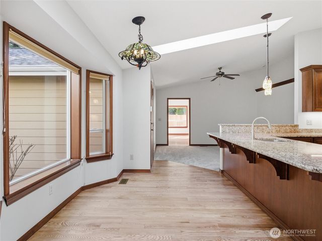 8127 Jamieson Court SW, Tumwater, WA 98512