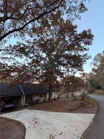 9 Woodberry Drive, Silver Creek, GA 30173