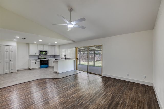 750 Forest Park Place, Grand Prairie, TX 75052