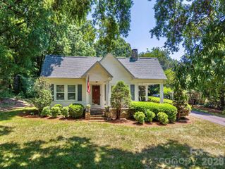 3512 Red Norris Drive, Maiden, NC 28650
