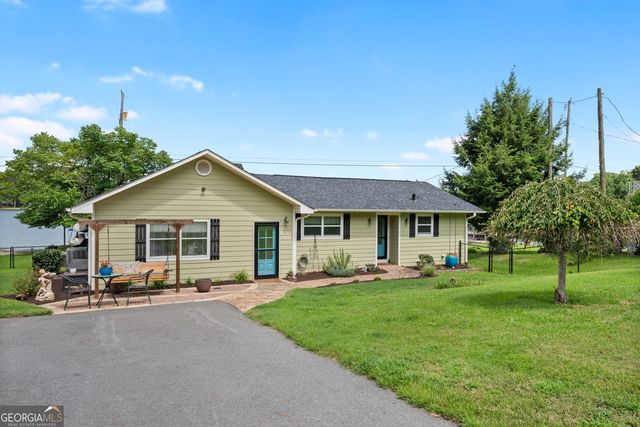 276 Roberts Point Road, Jackson, GA 30233