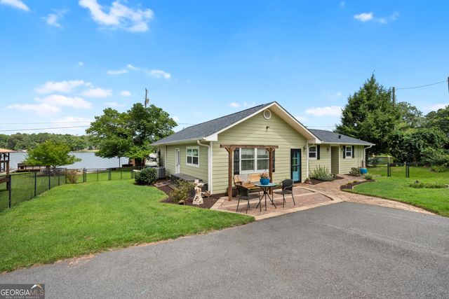 276 Roberts Point Road, Jackson, GA 30233