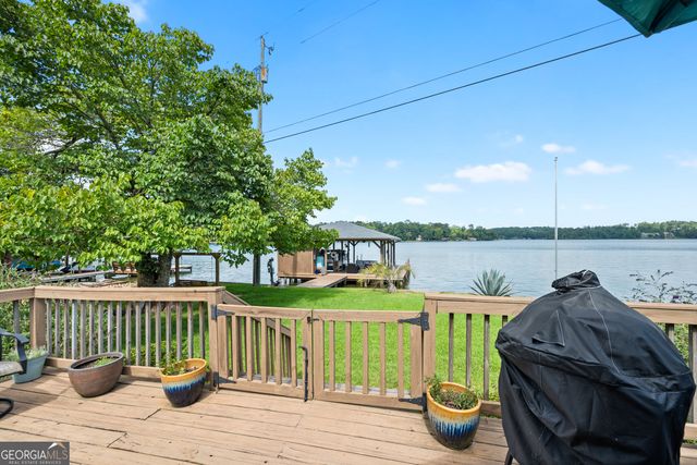 276 Roberts Point Road, Jackson, GA 30233