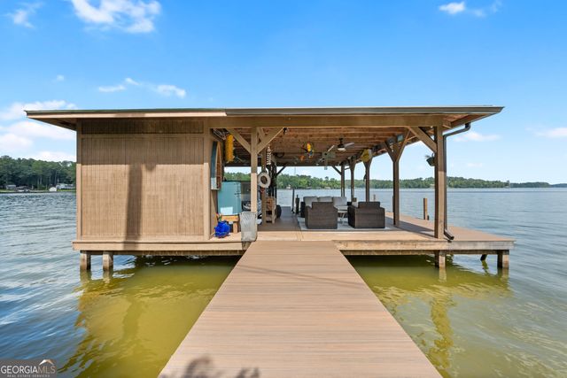 276 Roberts Point Road, Jackson, GA 30233