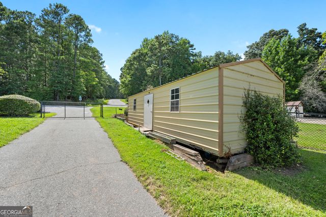 276 Roberts Point Road, Jackson, GA 30233