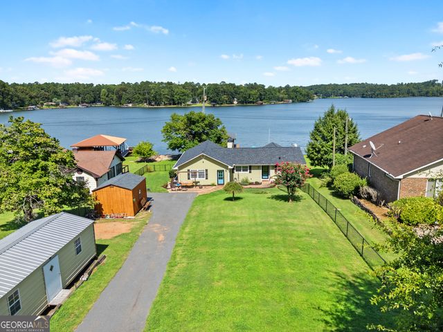 276 Roberts Point Road, Jackson, GA 30233